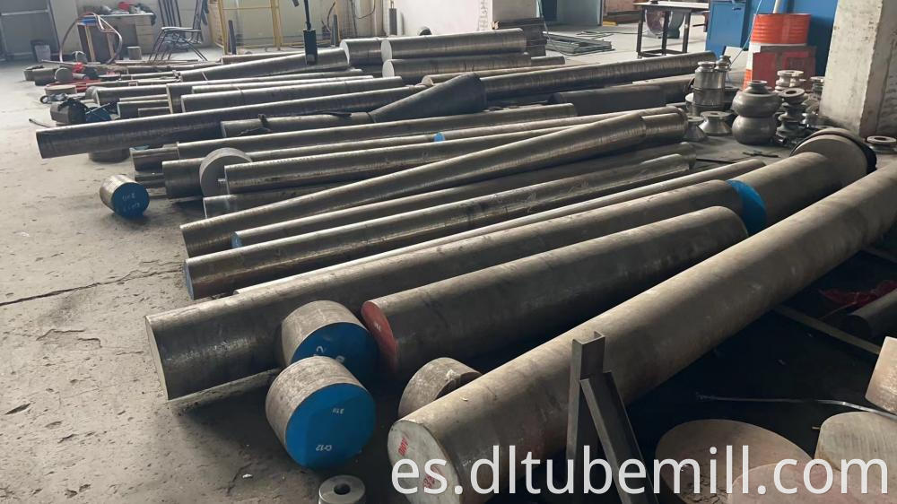 Mold For Steel Pipe Deformation